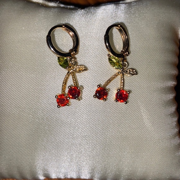 custom made Jewelry - Custom made cherry earrings